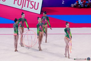 q group jr esp   spain sfe08598 copia simone ferraro ph